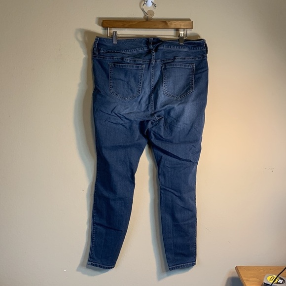 Torrid Jegging 16R – Medium Wash Skinny Stretch Denim Plus Size Comfort Fit Pant - Picture 2 of 11